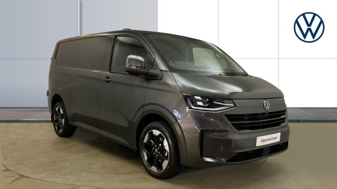 Volkswagen Transporter T32 Swb Diesel 2.0 TDI 170 Commerce Pro Van Auto [5 Plus] - Image 1